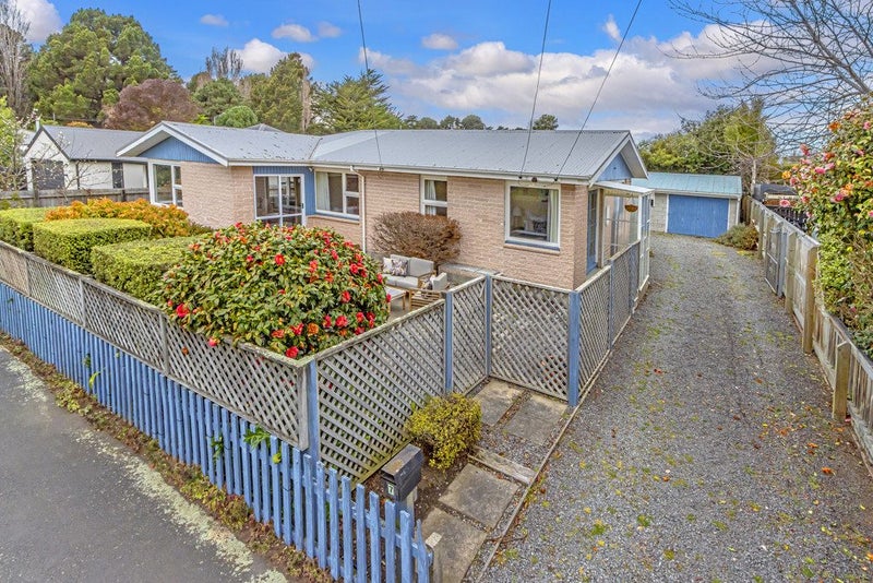 7 Gresham Terrace, New Brighton, Christchurch - Carousel 1