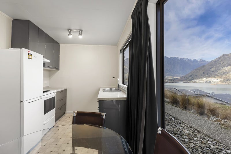 4/10 Marina Drive, Frankton, Queenstown-Lakes, Otago - Carousel 6