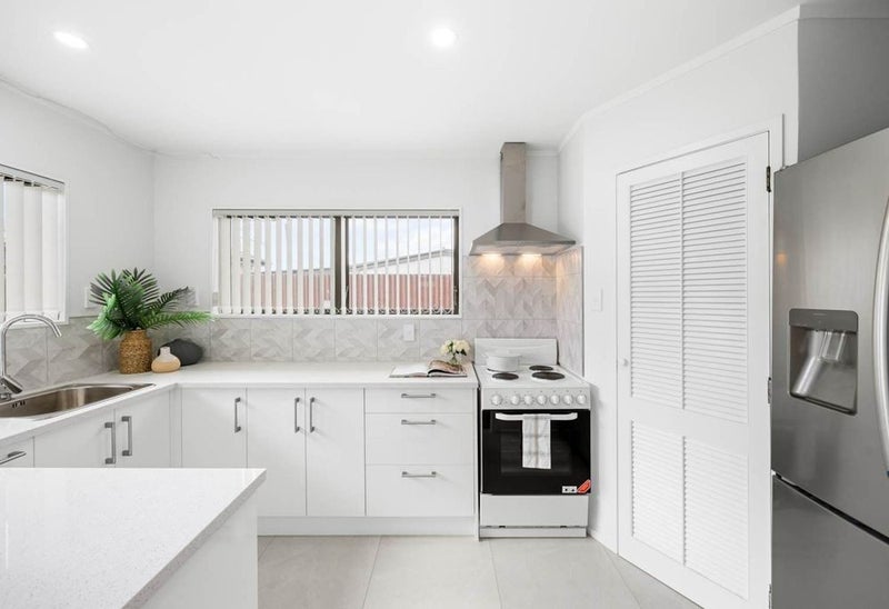 2/126 Carruth Road, Papatoetoe, Auckland - Carousel 2