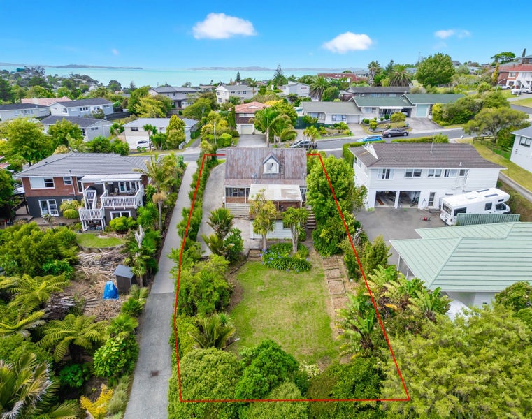 85 Evelyn Road, Cockle Bay, Auckland - Carousel 1