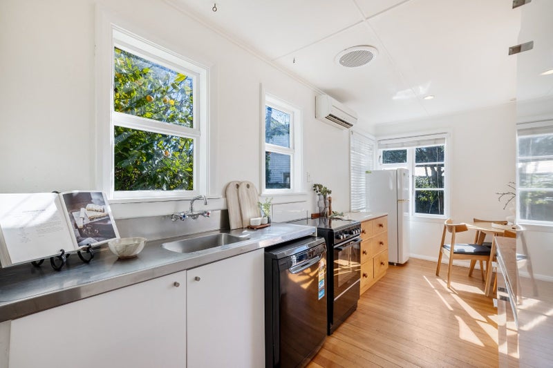 16 Balgay Street, Upper Riccarton, Christchurch - Carousel 1