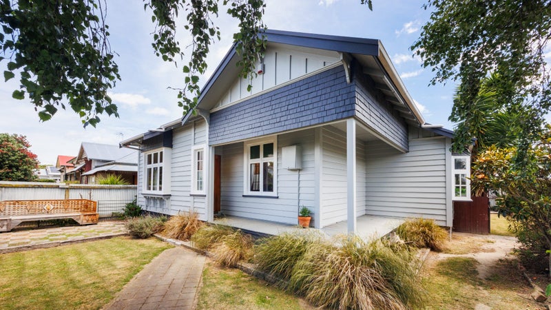 110 Featherston Street, Takaro, Palmerston North - Carousel 1