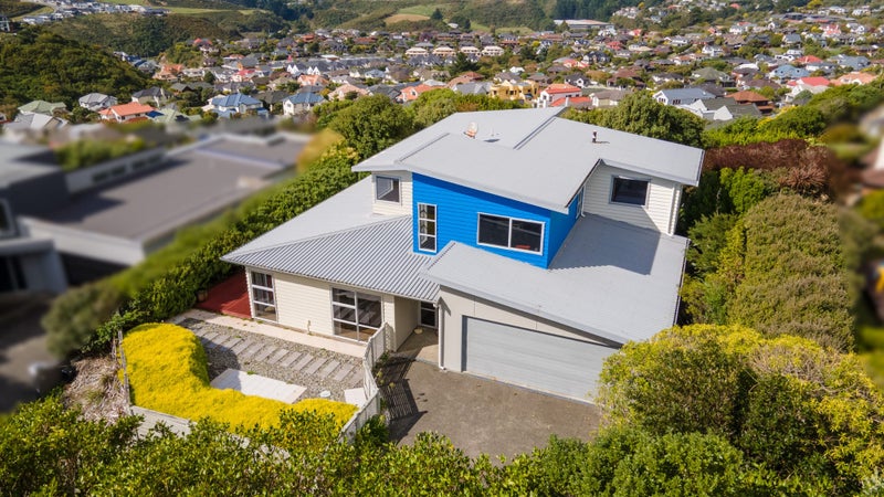 42 Waverton Terrace, Churton Park, Wellington - Carousel 2