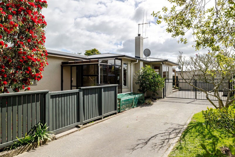 39 Akaroa Avenue, Awapuni, Palmerston North - Carousel 25