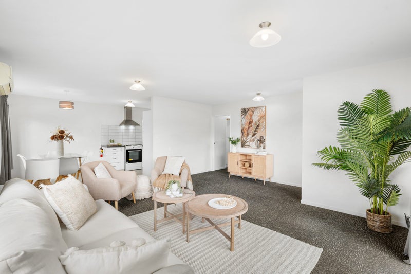 1/167 Clarence Street, Riccarton, Christchurch - Carousel 1