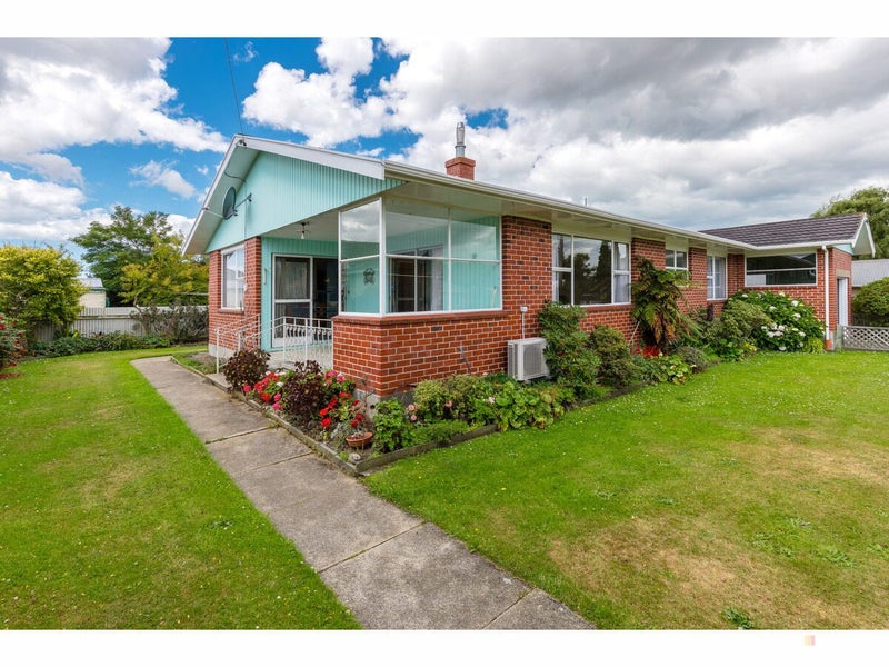 2 Betten Street, Waimate, Waimate - Carousel 1