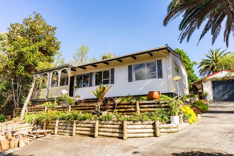 12 Whangarei Heads Road, Onerahi, Whangarei - Carousel 1