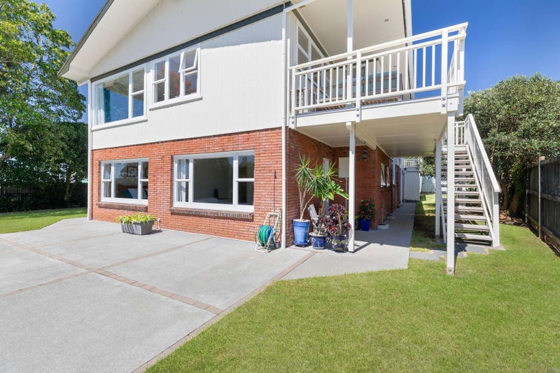 1 Cowley Place, Kamo, Whangarei - Carousel 2
