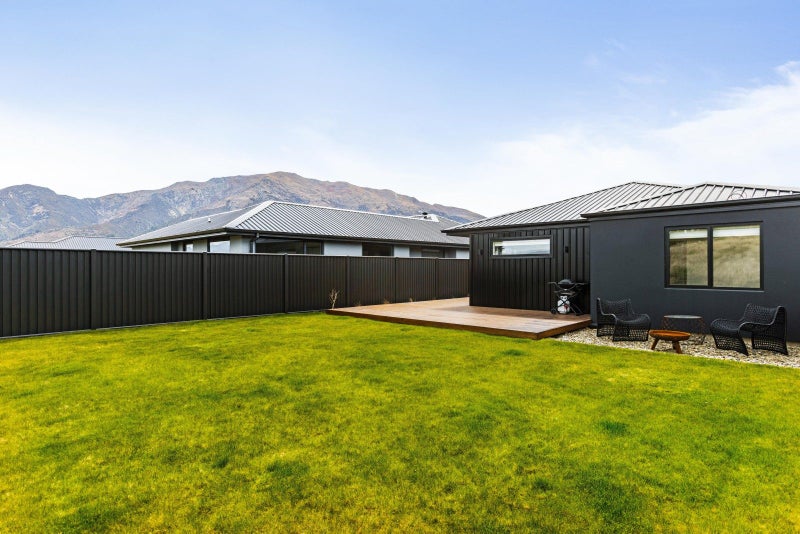 133 Burdon Loop, LAKE HAWEA - Carousel 23