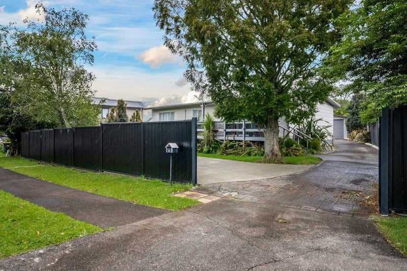 5 Taranui Place, Henderson, Auckland - Carousel 2