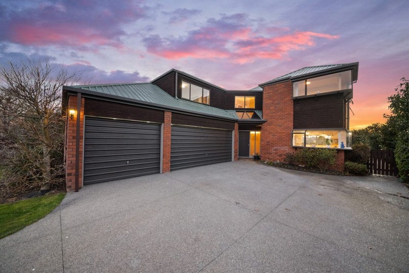 18 Hatfield Place, Avonhead, Christchurch - Carousel 1