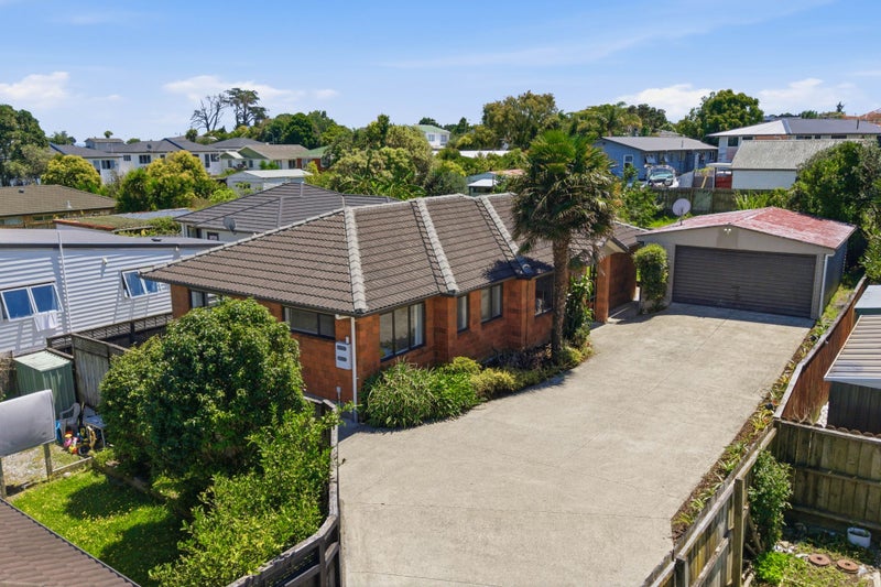 25A McInnes Road, Weymouth, Auckland - Carousel 2