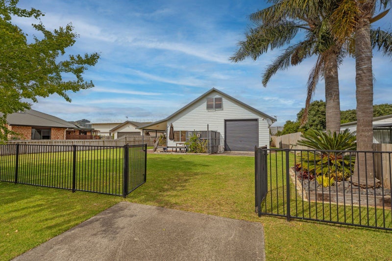 17 Endeavour Close, Whitianga, Whitianga - Carousel 1