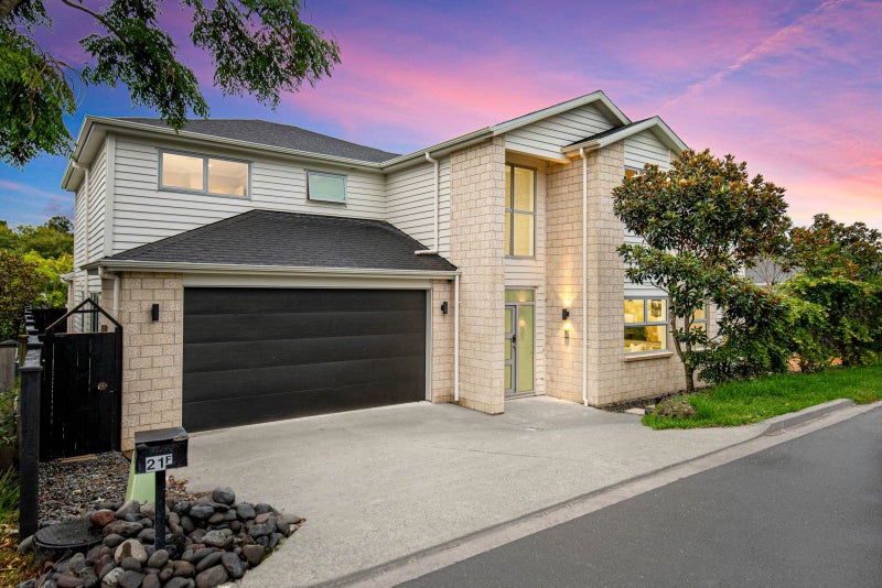 21F  Stamford Crescent, Flat Bush, Manukau City, Auckland - Carousel 29
