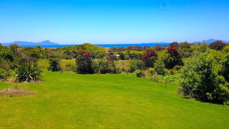 14 Cullen Road, Waipu, Waipu - Carousel 1