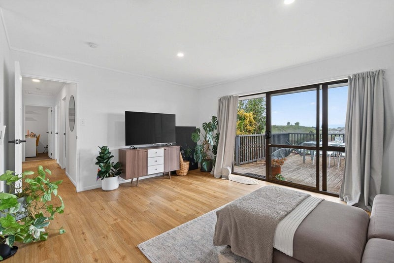 61A Meander Drive, Welcome Bay, Tauranga - Carousel 1