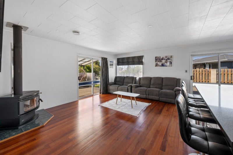 30 Sutton Avenue, Clive, Clive - Carousel 2