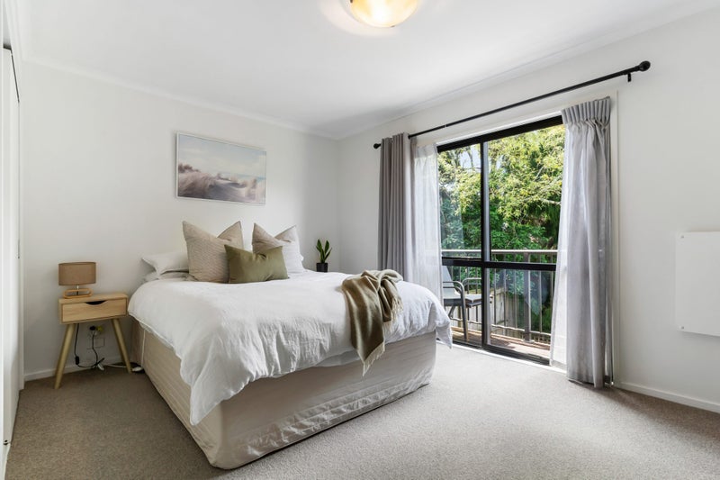 4/94 Glengarry Road, Glen Eden, Auckland - Carousel 1