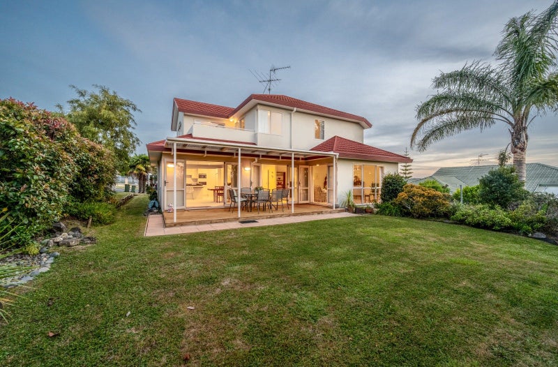 67 Westerham Drive, Dannemora, Auckland - Carousel 1