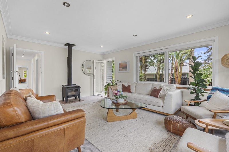 144 Pioneer Road, Spotswood, New Plymouth - Carousel 2