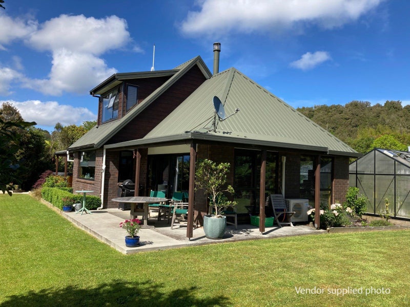 0 Kapitea Creek, Awatuna, Hokitika - Carousel 1