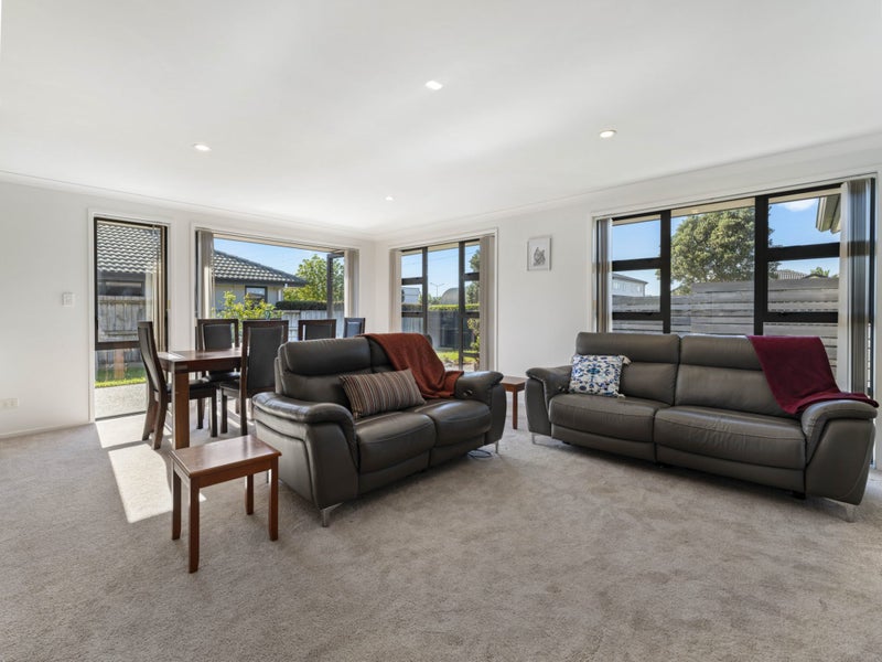 154 Normanby Road East, Karaka, Papakura - Carousel 2