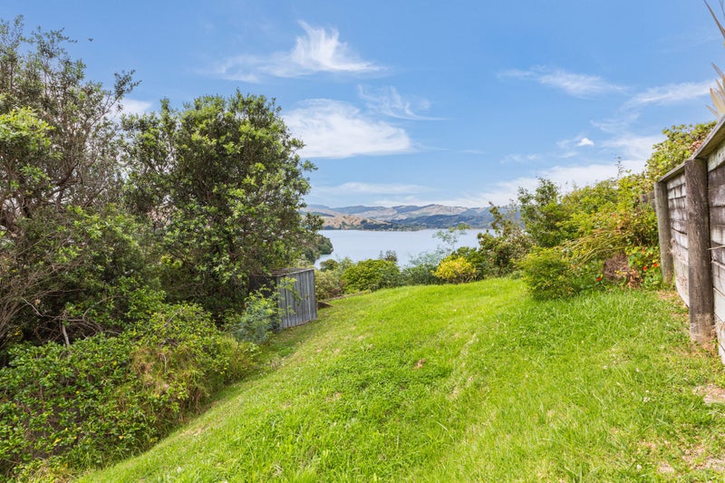 39 Bayview Road, Paremata, Porirua - Carousel 22