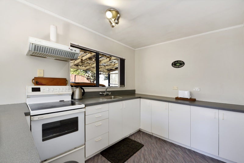 16 Lord Rutherford Road North, Brightwater - Carousel 1