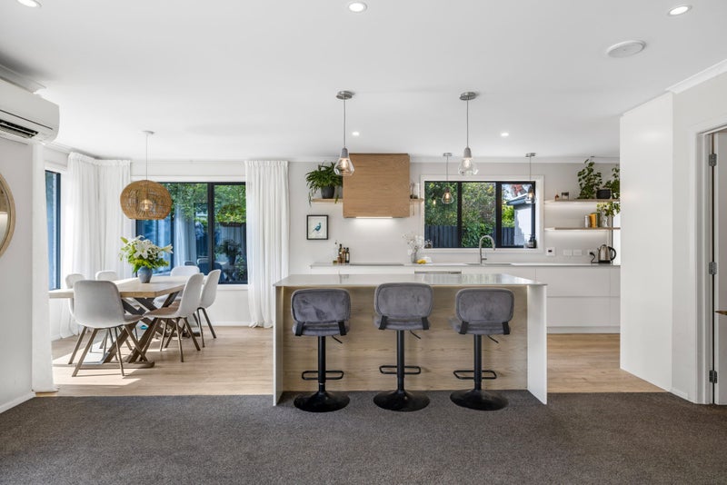 16 Brackendale Place, Burnside, Christchurch - Carousel 2