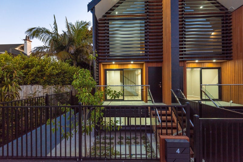 4/20 Fairview Road, Mount Eden, Auckland - Carousel 2
