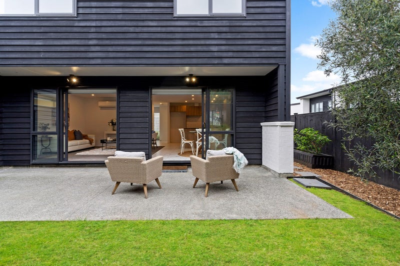 96D Karaka Road, Beachlands, Auckland - Carousel 1