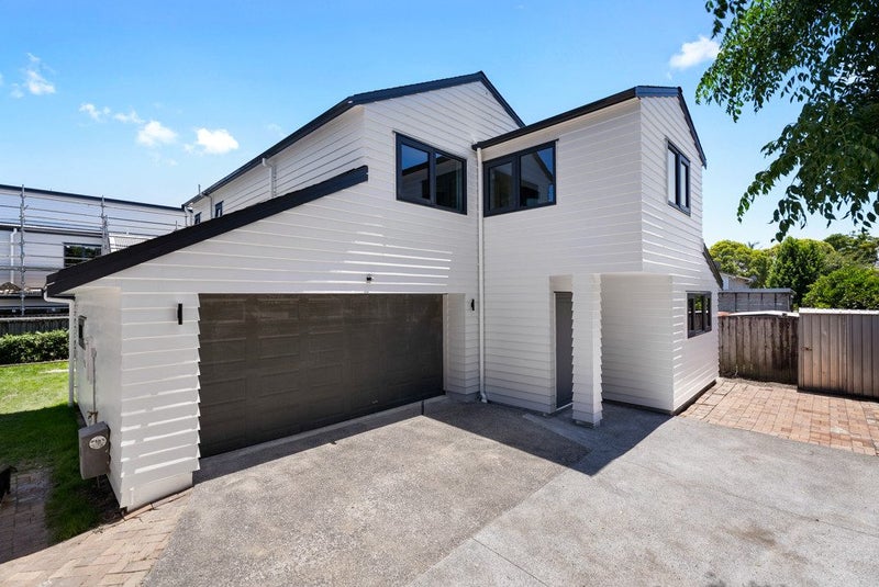 15A Taramea Street, Avondale, Auckland - Carousel 1