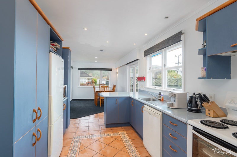 29 Courtenay Road, Heretaunga, Upper Hutt - Carousel 2