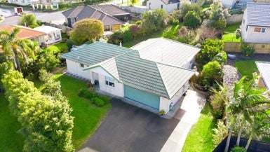30 Tauranga Place, Orewa, Orewa - Carousel 1