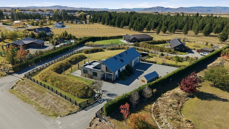31 Temple Drive, Twizel, Mackenzie, Canterbury - Carousel 1