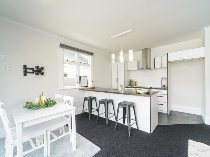 11 Shamrock Street, Takaro, Palmerston North - Carousel 2