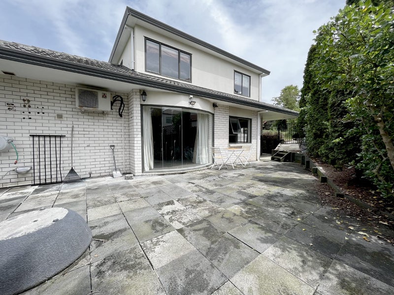 32A Kenneth Small Place, Remuera, Auckland - Carousel 2
