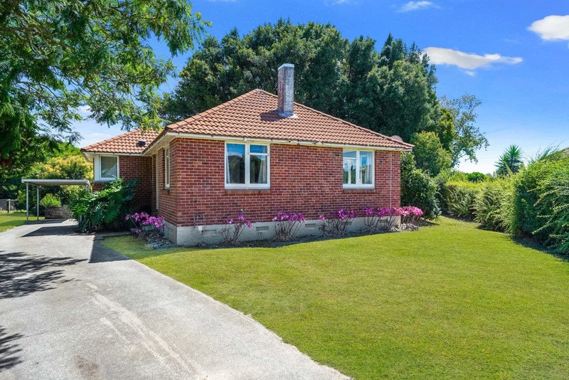 32 Larsen Street, Otara, Auckland - Carousel 1