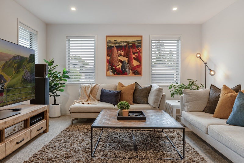 5 Hanlow Place, Pyes Pa, Tauranga - Carousel 2
