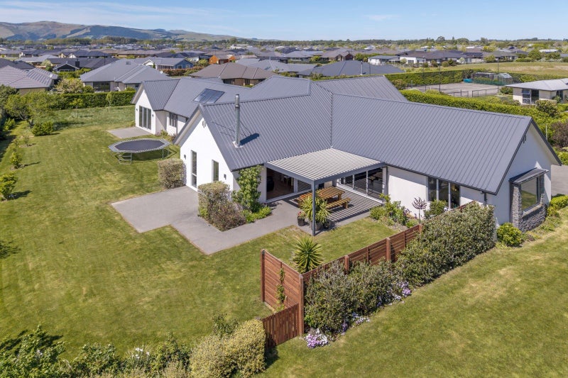 45 Liffeyfields Drive, Lincoln, Lincoln - Carousel 2