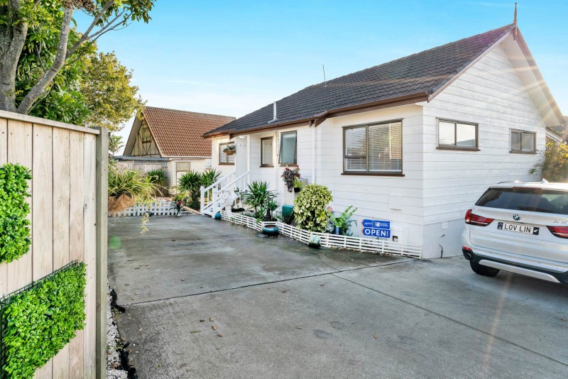 66 Hutchinsons Road, Bucklands Beach, Auckland - Carousel 2