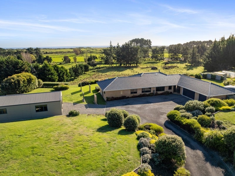 12 Waitaheke Road, Te Horo - Carousel 1