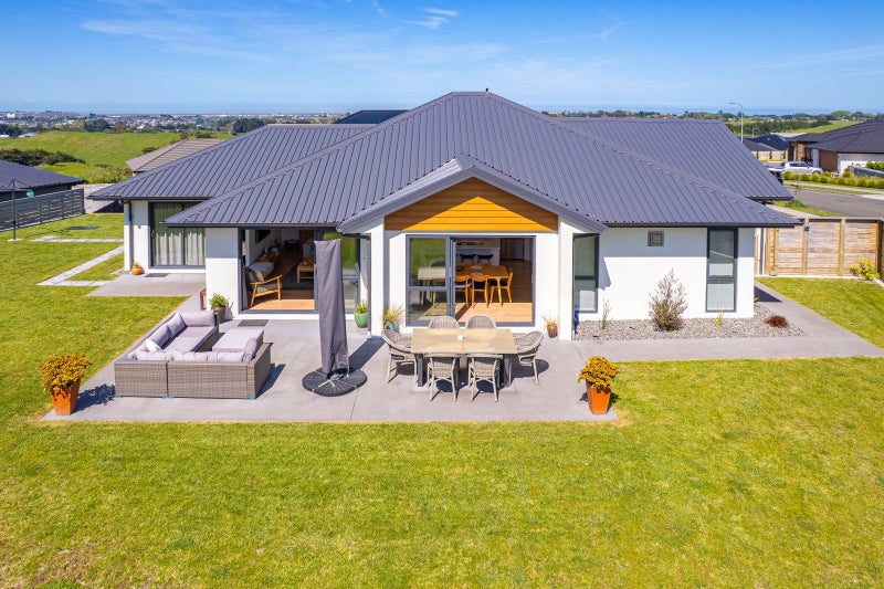 25 Tirimoana Place, Otamatea, Whanganui - Carousel 1