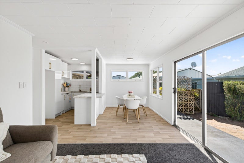 3/163 Vigor Brown Street, Napier South, Napier - Carousel 2