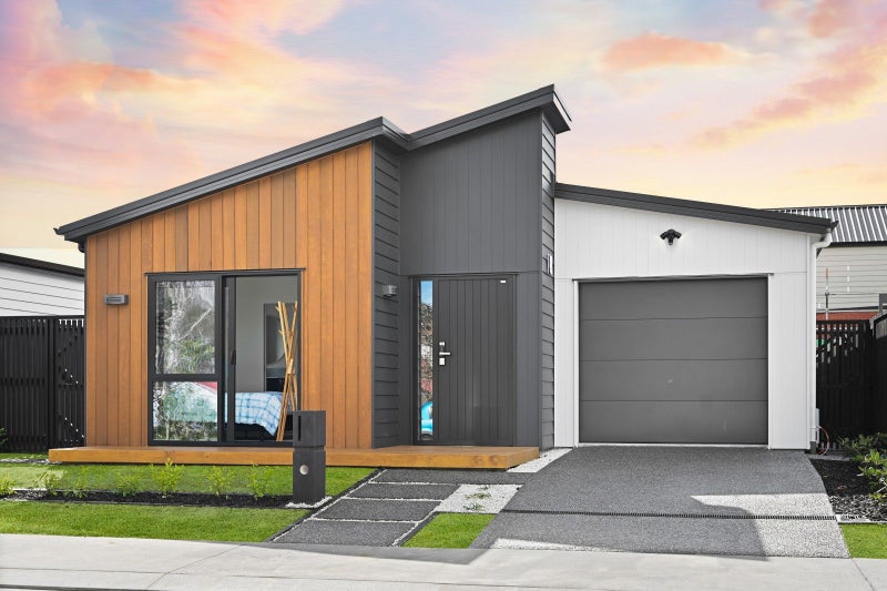 13 Bannerman Crescent, Chartwell, Hamilton - Carousel 1