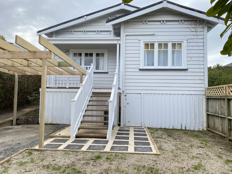 1/160 Mount Smart Road, Onehunga, Auckland - Carousel 1