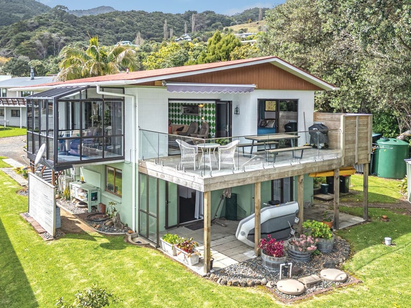 6 Springfield Avenue, Thornton Bay, Thames - Carousel 2