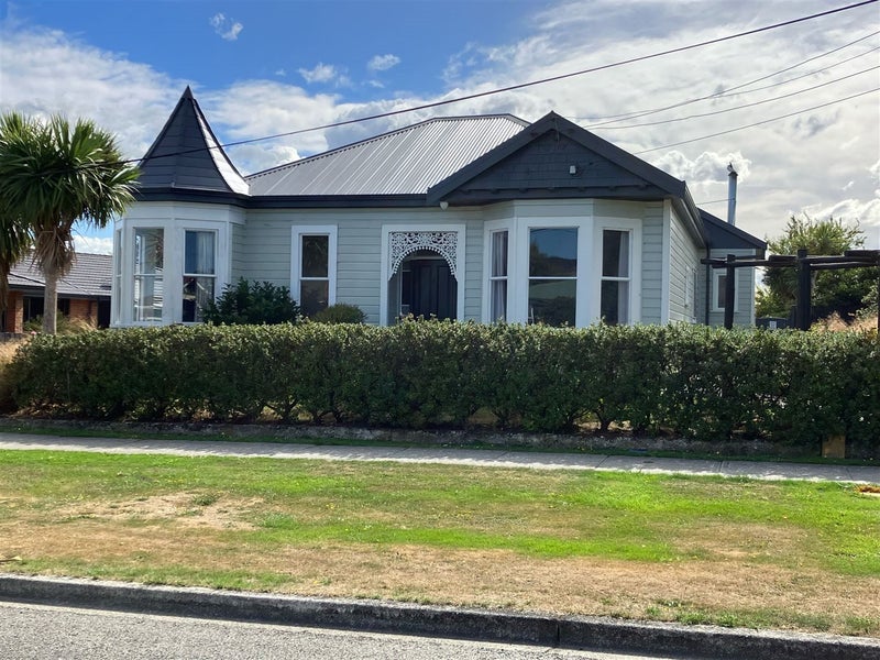 62 Chaucer Street, Milton - Carousel 1