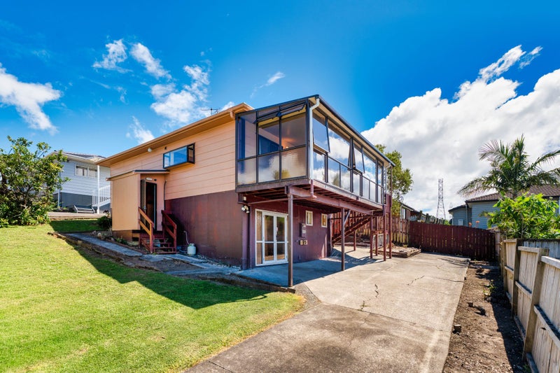 12B Gerbic Place, Mount Roskill, Auckland - Carousel 2