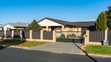 41 Kedge Drive, Mangawhai - Carousel 1